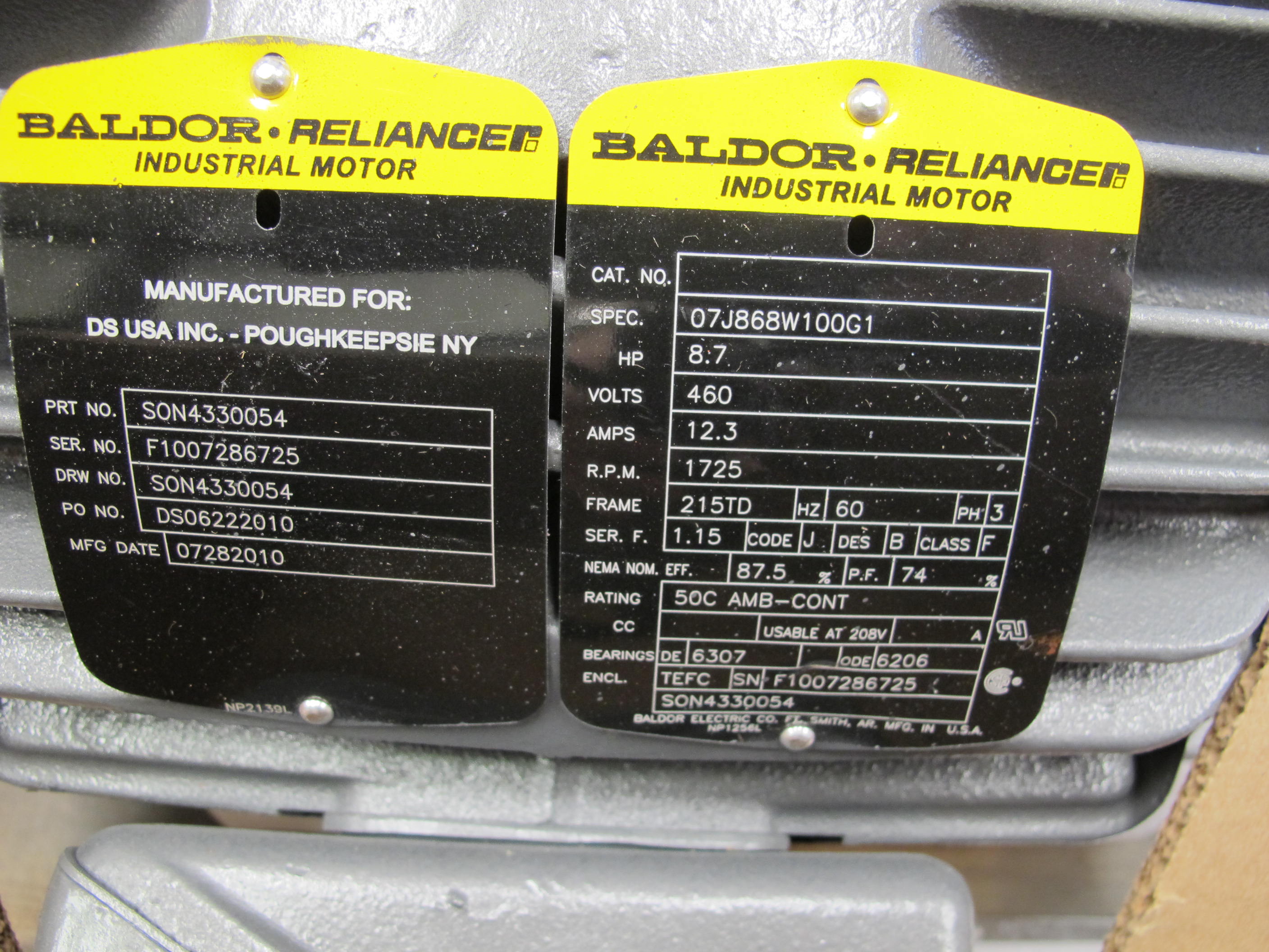 MOTOR, ELECTRIC TYPE, 8.7 HORSEPOWER, 460VAC ELEC RATING, 1725 RPM, INSULATION CLASS F, 215TD FRAME, 12.3 AMPS, TEFC, CAST IRON FRAME ENCLOSURE, CONTINUOUS DUTY, 1.15 SERVICE FACTOR, 1-3/8" SHAFT. DYNAMIC SOLUTIONS DRAWING SON43300540 REV H. SEE ATTACHMENT IN SERVICE FOR OBJECTS FOR: 1/8" THICK NEOPRENE GASKETS - JUNCTION BOX TO FRAME, JUNCTION BOX CENTER. ADD A NEOPRENE SLINGER A, PART # SON43300540 (MOD 1) (W-44) LOADING & HANDLING FEE $15-